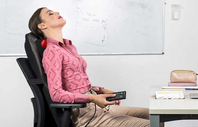 Wellneo Shiatsu Swing Back and Shoulder Massager